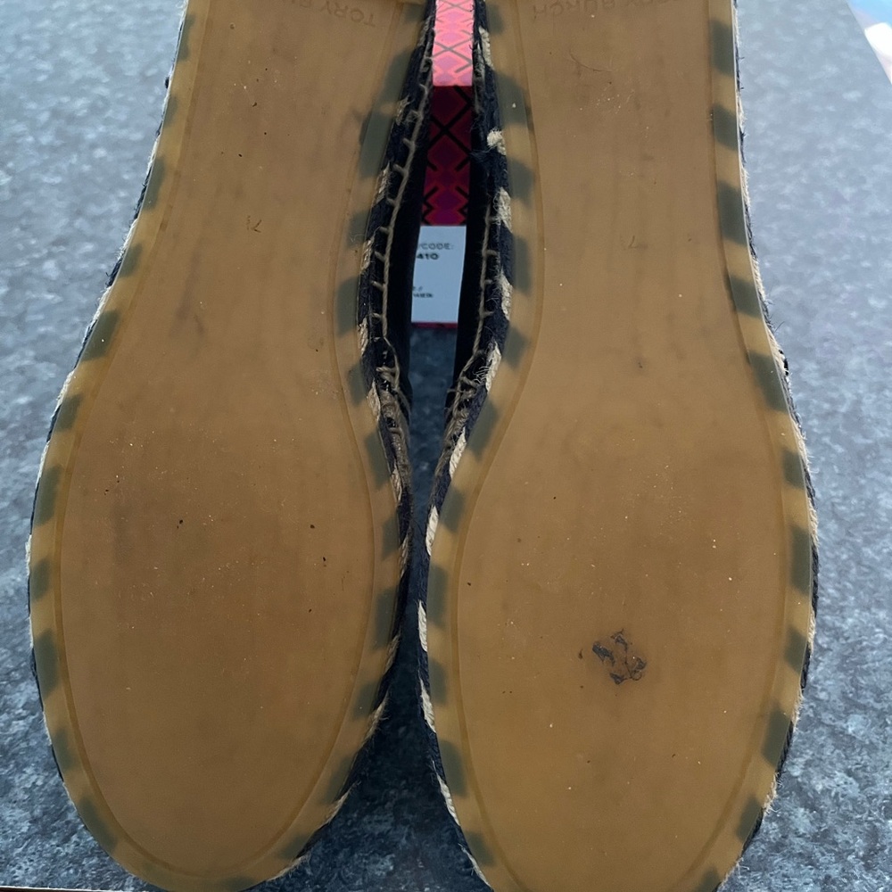 Tory Burch Black and Cream Logo Espadrille Flats - Picture 6 of 6